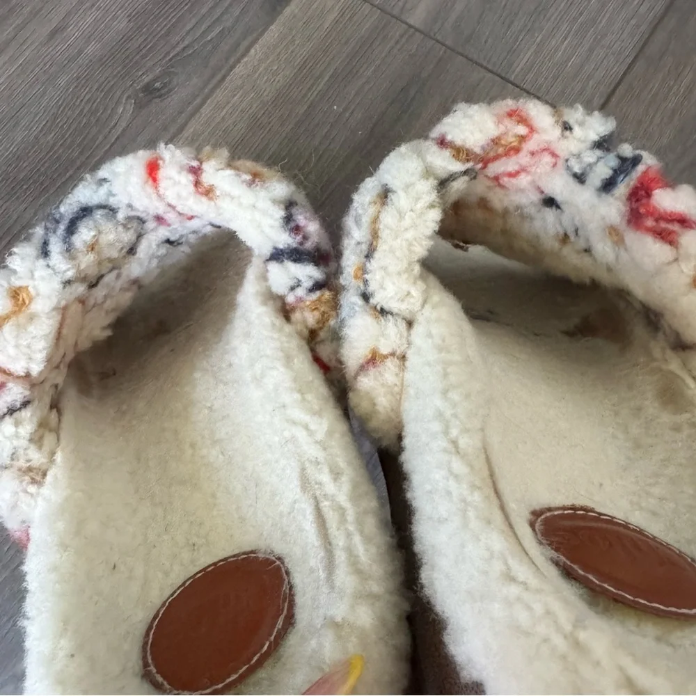 Retail $795! Chloe Shearling Slides Luxury + Comfort! 40 10 - Picture 6 of 7